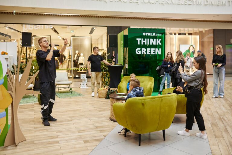 Event ekologiczny w CH Platan w Zabrzu, zbiórka zużytego sprzętu elektrycznego i elektronicznego - STALA Group