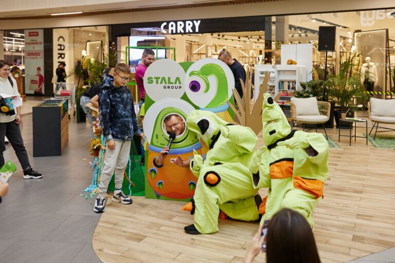 Event ekologiczny w CH Platan w Zabrzu, zbiórka zużytego sprzętu elektrycznego i elektronicznego - STALA Group
