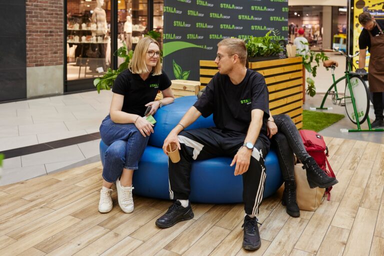 Event ekologiczny w CH Platan w Zabrzu, zbiórka zużytego sprzętu elektrycznego i elektronicznego - STALA Group